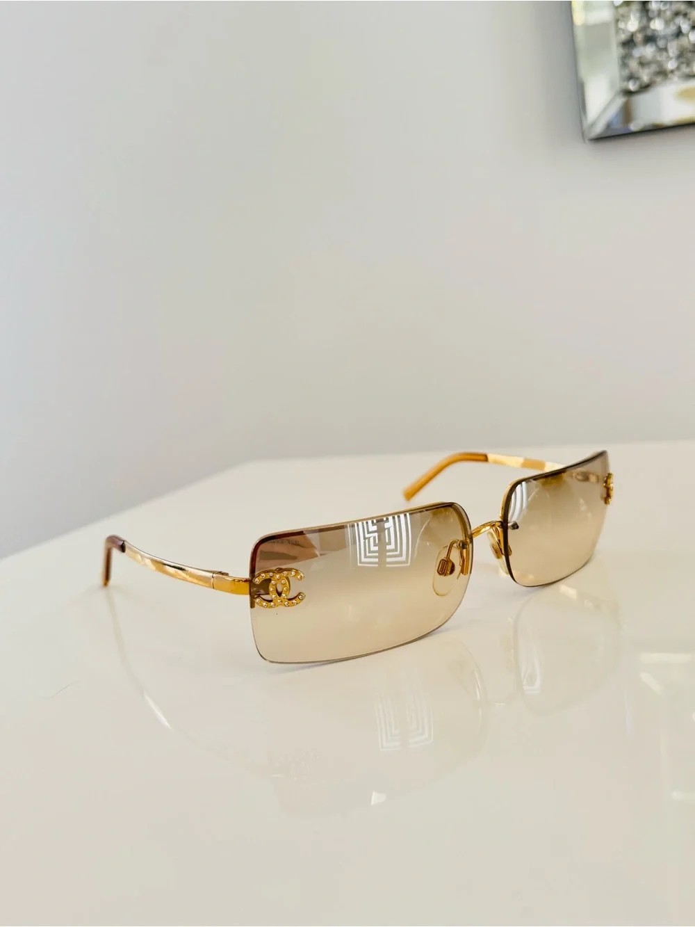 Extremely rare ✨ Authentic Chanel Gold rimless Sunglasses